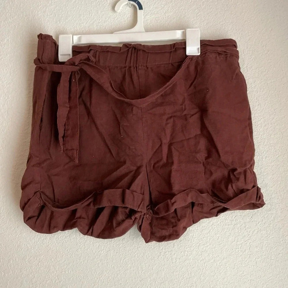 Charlotte Russe women’s brown linen shorts size XL - Picture 1 of 3